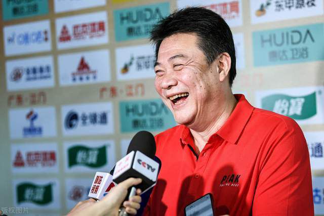 但在中国，我们靠的不是收购一两家公司，而是依靠一个由全球独树一帜的网文生态、活跃的网络漫画产业等组成的新型创意生态